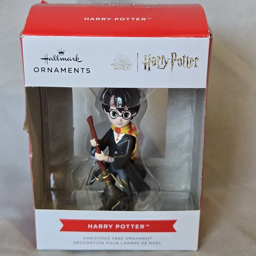 Hallmark Harry Potter Flying on Nimbus Broom Christmas Ornament w/ Box Wizarding